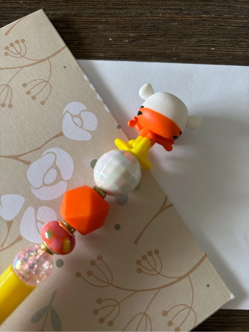 Disney Doorables: Winnie the Pooh: Tigger Halloween handmade beaded pen